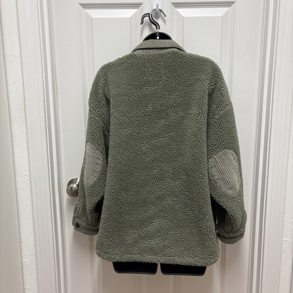 Zara Green Crop Sherpa Faux Fur Fleece Jacket With Corduroy Details Size‎ Medium - Picture 5 of 11